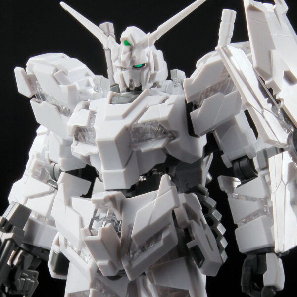 RX-0 Unicorn Gundam (Destroy Mode) [Painting Model] - Image 2